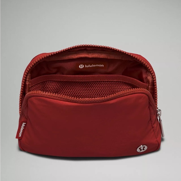 Lululemon Everywhere Belt Bag 1L- Terra Orange - Picture 3 of 6